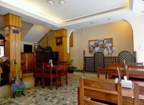 Gallery Image Of Hotel earth house