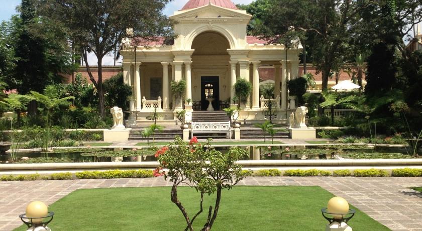 Gallery Image Of Aakash Hotel
