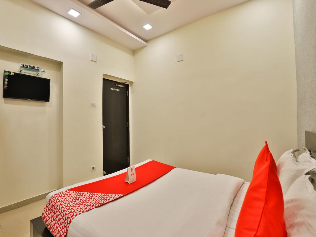 Gallery Image Of Hotel view road show