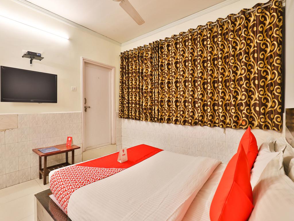 Gallery Image Of Hotel view road show