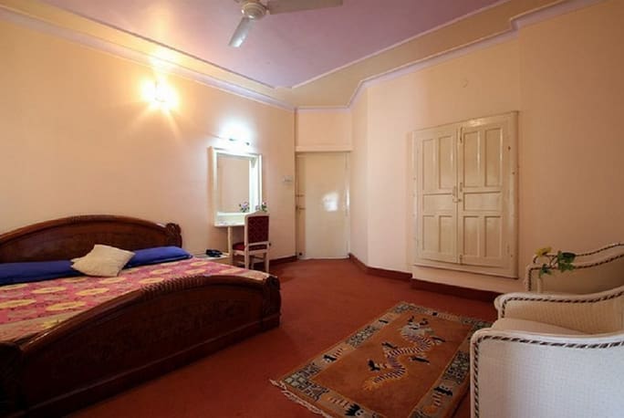 Gallery Image Of yobaraj guest house 