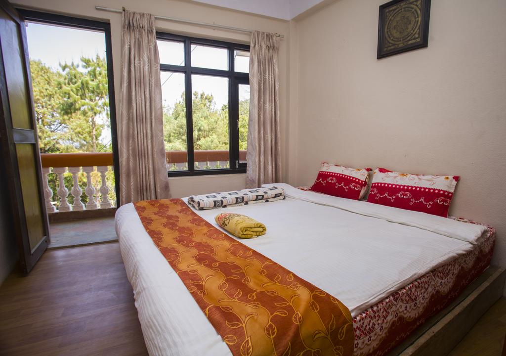 Langtang view Nagarkot bed and breakfast 