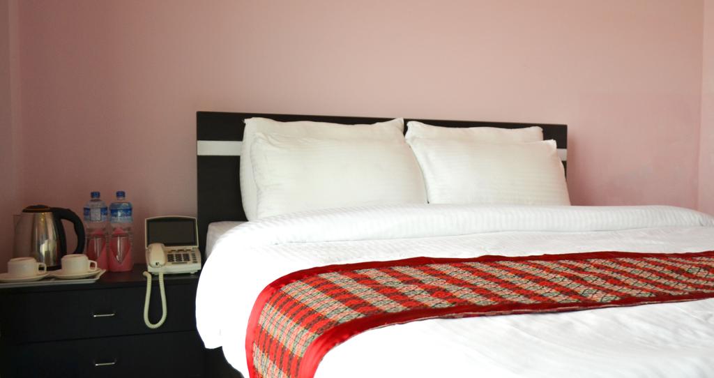 Gallery Image Of Hotel Hill crown