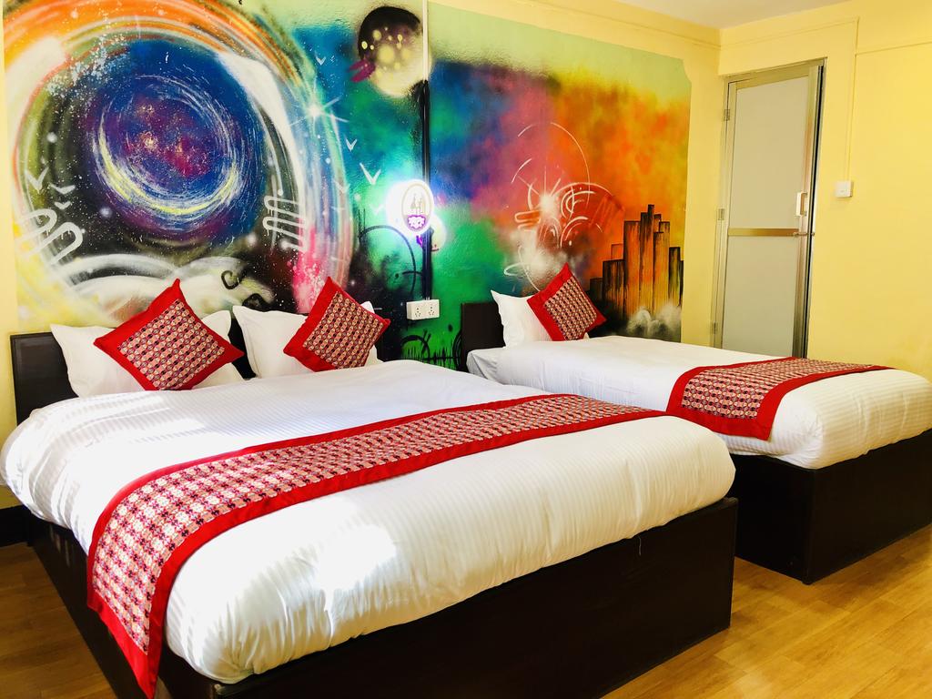 Mega Hotel