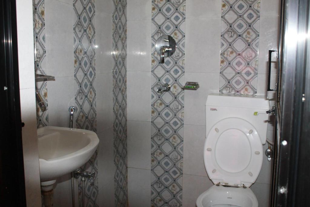 Gallery Image Of Hotel Happy Home