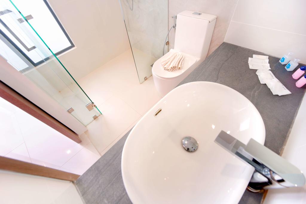 Gallery Image Of Phoenix Karon Beach Hotel 