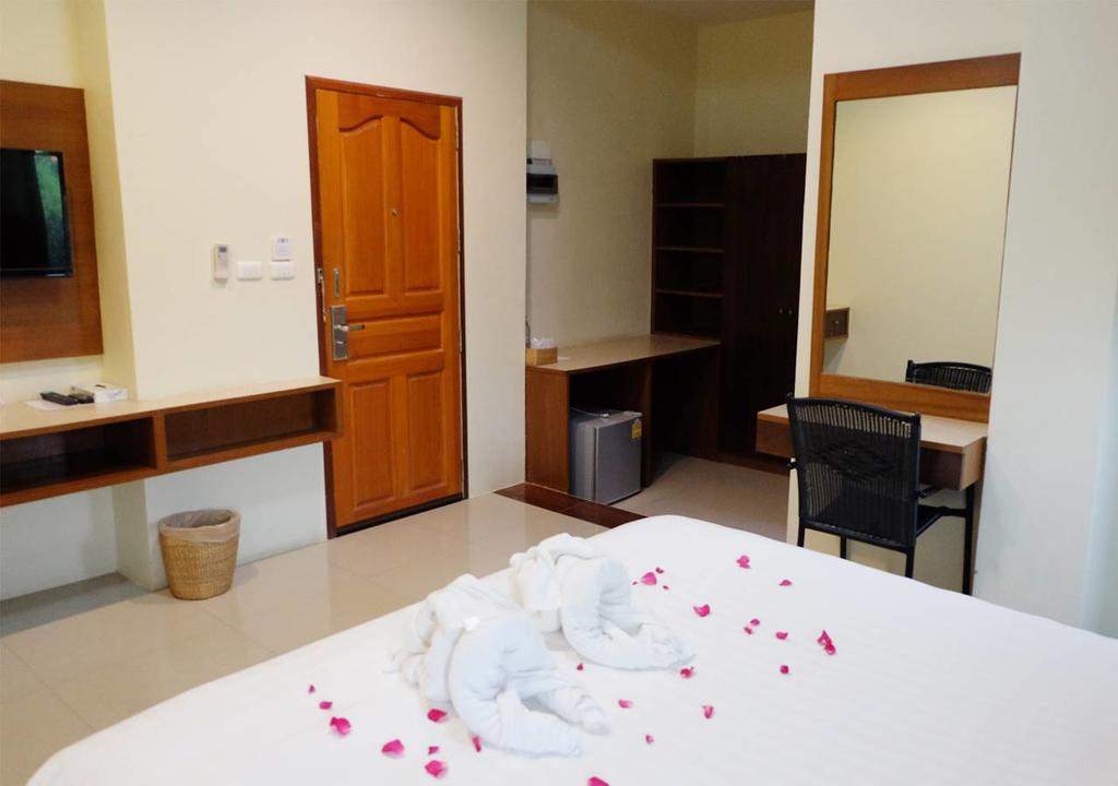 Gallery Image Of Chaophayathara Riverside Hotel