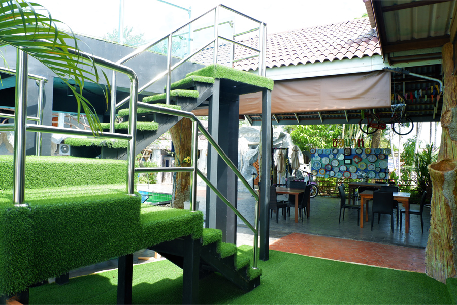 Gallery Image Of Suwanna Riverside Resort