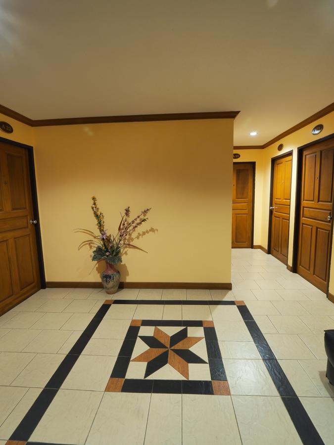 Gallery Image Of Sea View Resort 